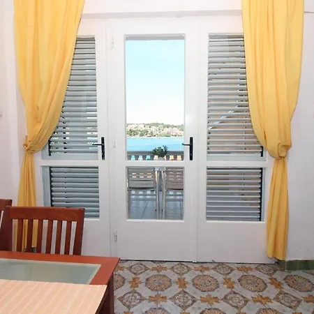 3 Bedroom In Tisno
